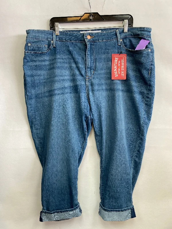 Capris By Levis  Size: 22