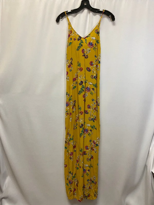 Yellow Dress Casual Maxi Old Navy, Size M